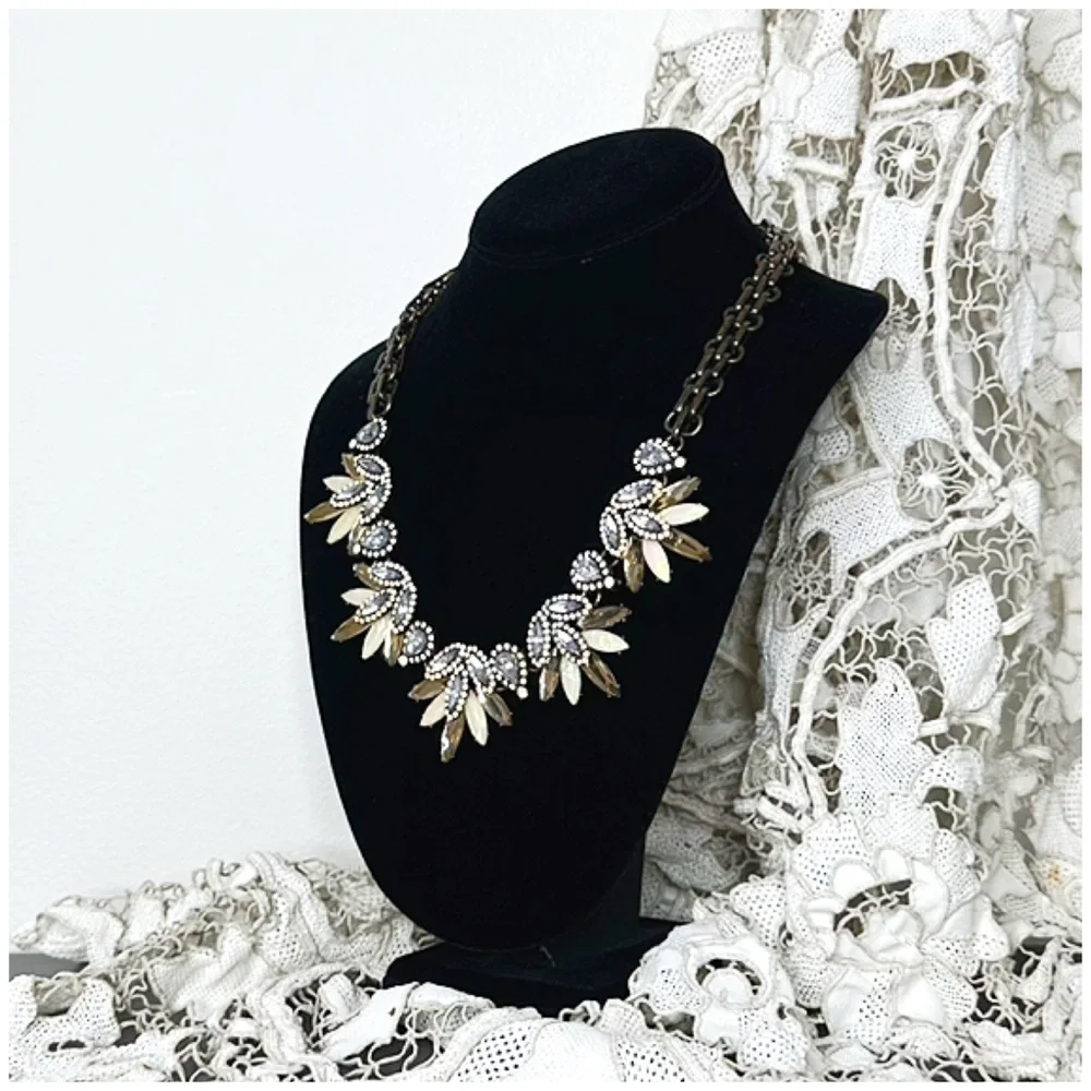 Anthro “Lavande Bib Necklace” by BaubleBar - Picture 2 of 10